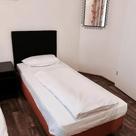 بنسيون ألفا مدينة 3*
