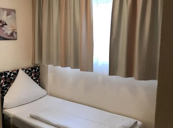 Alpha 美因河畔法兰克福