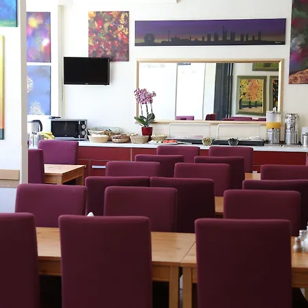 Alpha Πανσιόν 3*